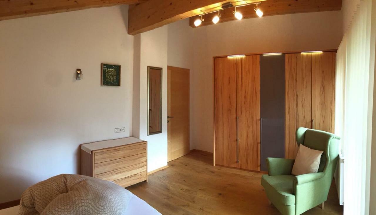 Haus Tschirgantblick Lägenhet Tarrenz Exteriör bild