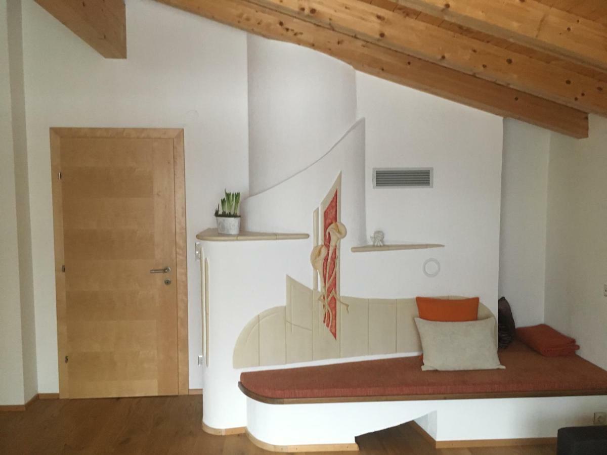 Haus Tschirgantblick Lägenhet Tarrenz Exteriör bild